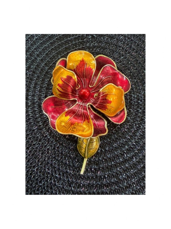 Unbranded Jewelry - Red Gold Flower Brooch One Size